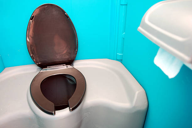 Portable Toilet Options We Offer in Oolitic, IN